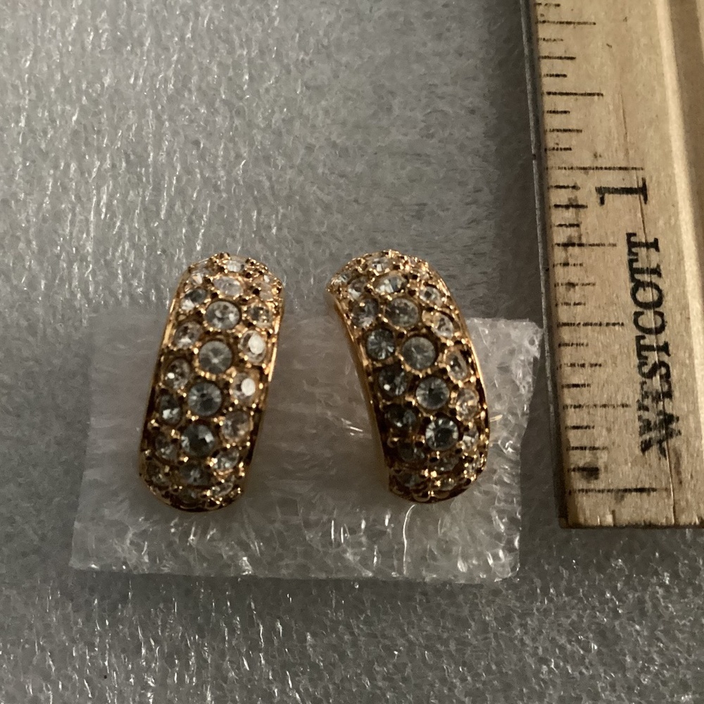 Swarovski Vintage Gold-tone Half Hoop Clip On Earrings - Picture 2 of 14